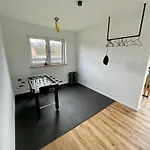 Prázdninový dům Architektenhaus In Seenaehe Mit Grossem Garten Jabel